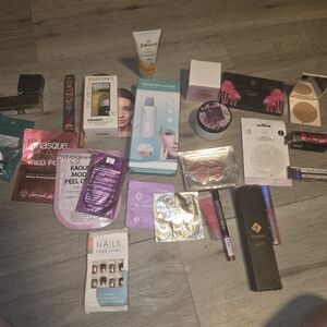 Hugh Makeup Bundle All New